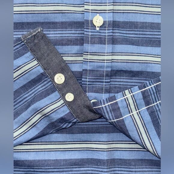 Nautica Mens Short Sleeve Button-down
Striped Shirt, Classic Fit, Size M - Picture 4 of 6